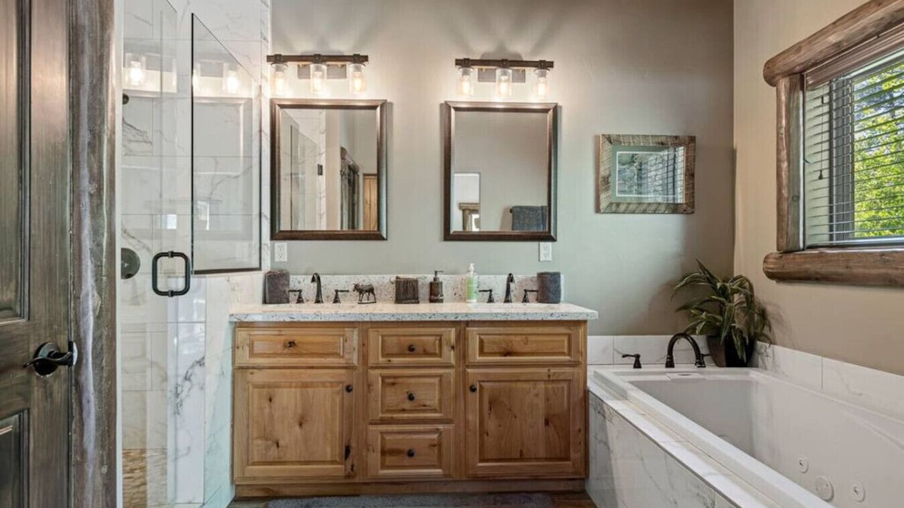 Photo of Bathroom in Eagle Mountain Estates