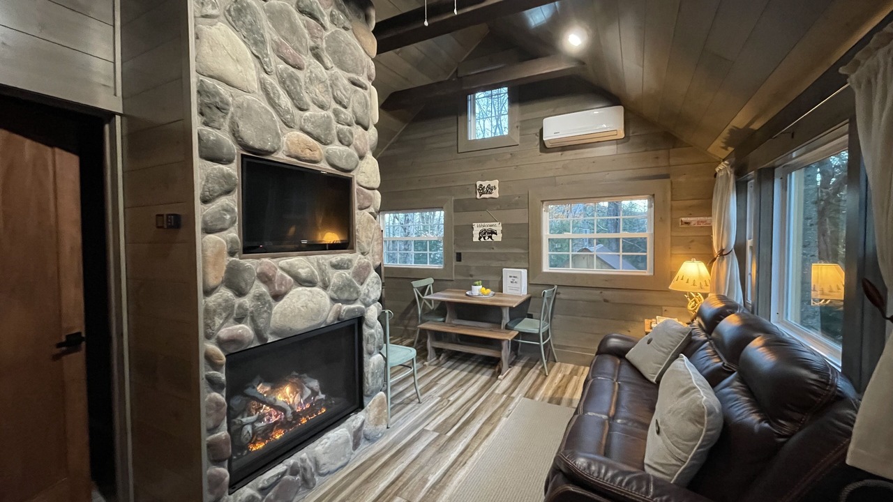 Photo of Bedroom in Town of Webb