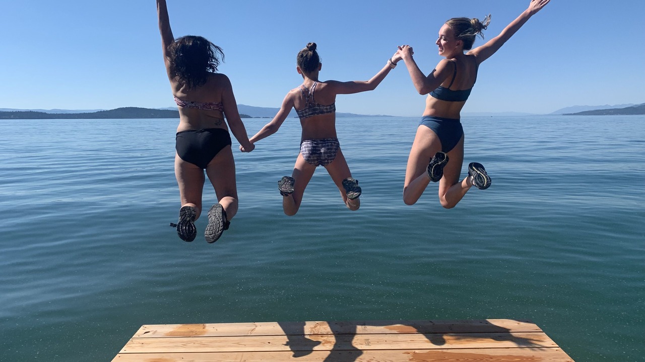 Photo of Others in Finley Point