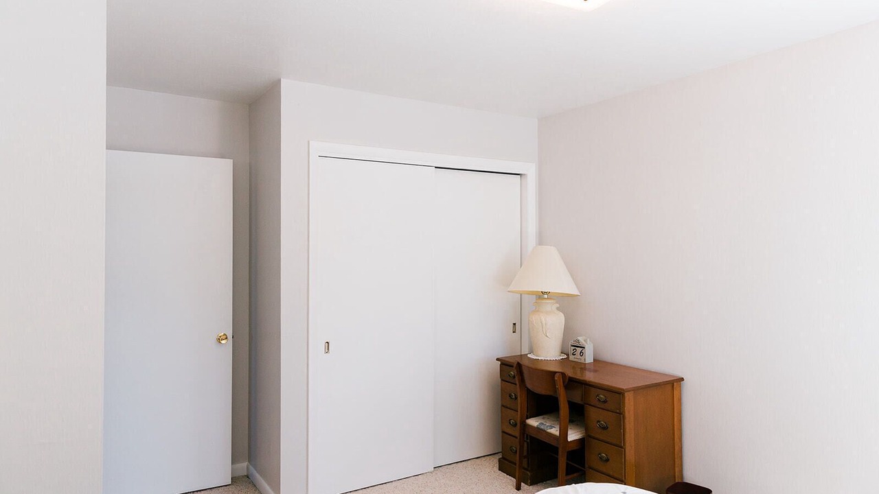 Photo of Bedroom in Nappanee