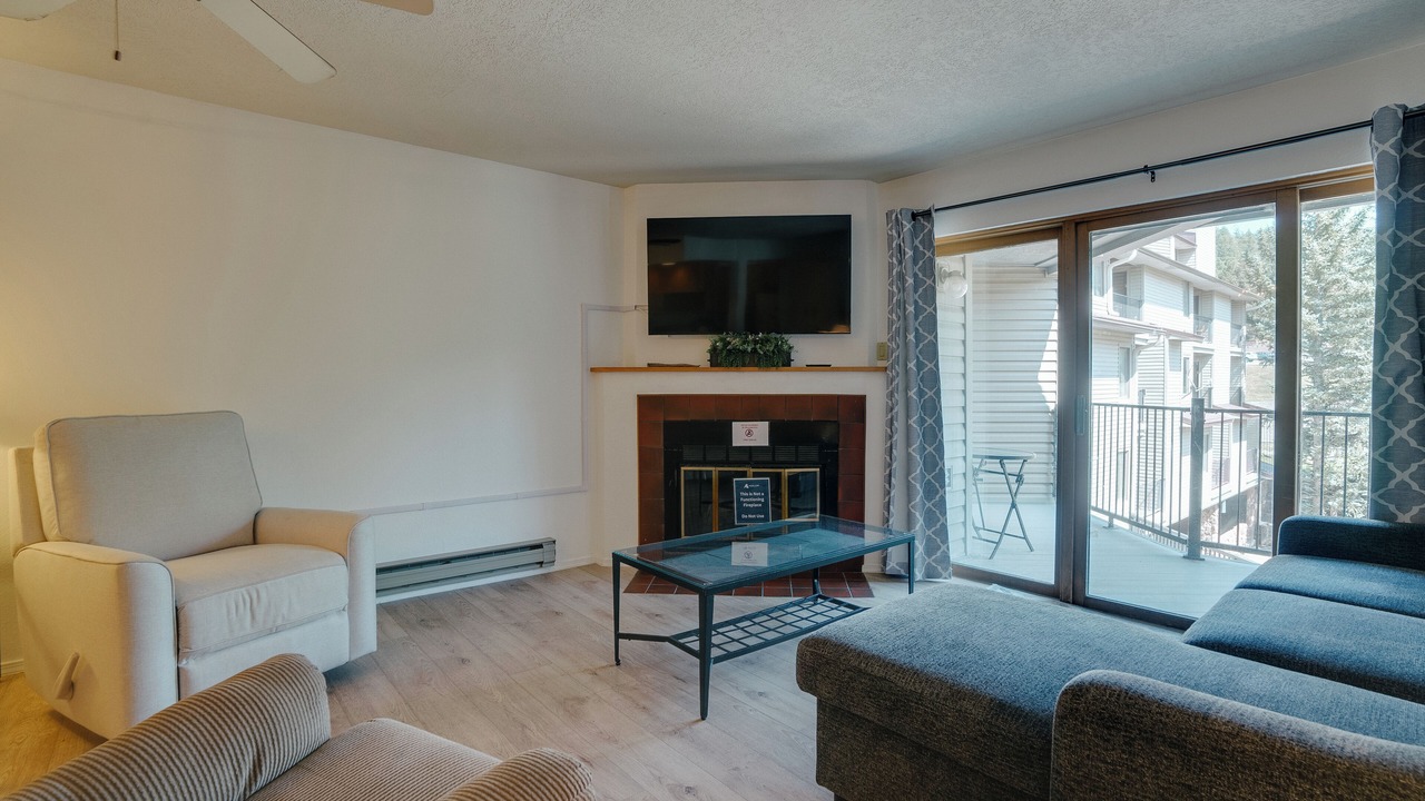 Photo of Livingroom in Angel Fire