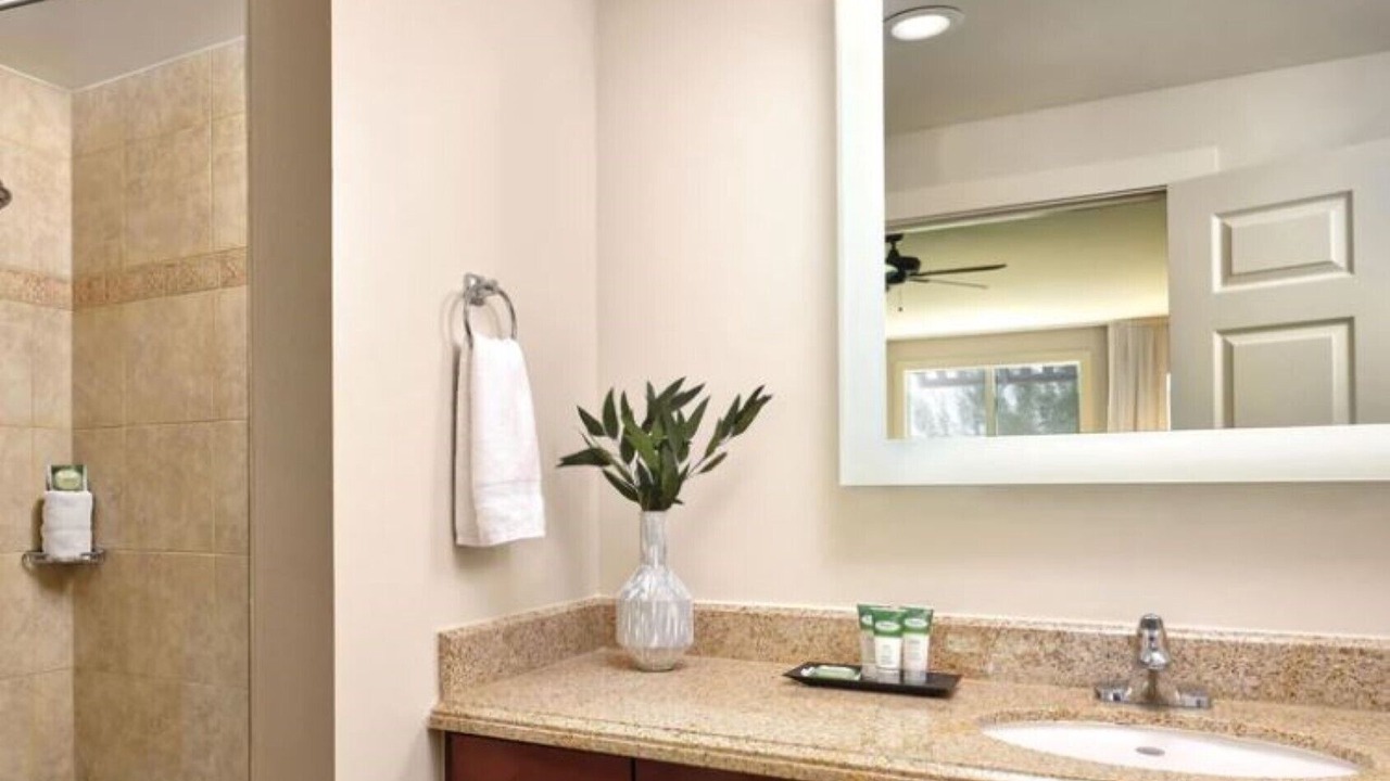 Photo of Bathroom in Desert Ridge