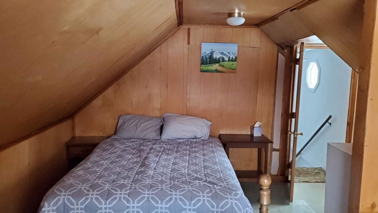 Photo of Bedroom in Northeast Somerset