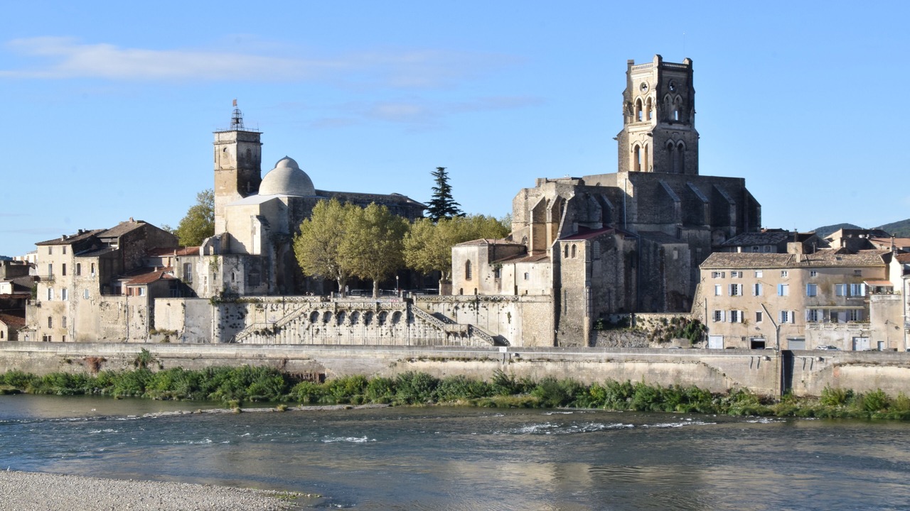 Photo of Others in Pont-Saint-Esprit