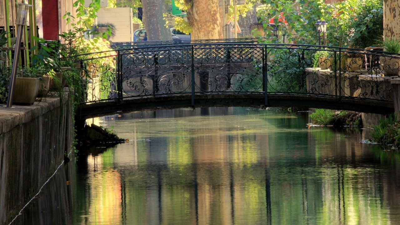 Photo of Outdoor in Pont-Saint-Esprit