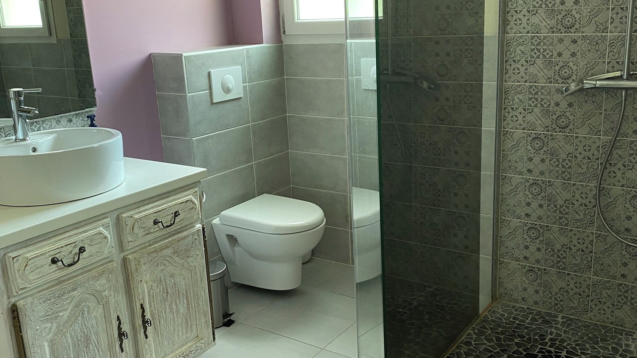 Photo of Bathroom in Pont-Saint-Esprit