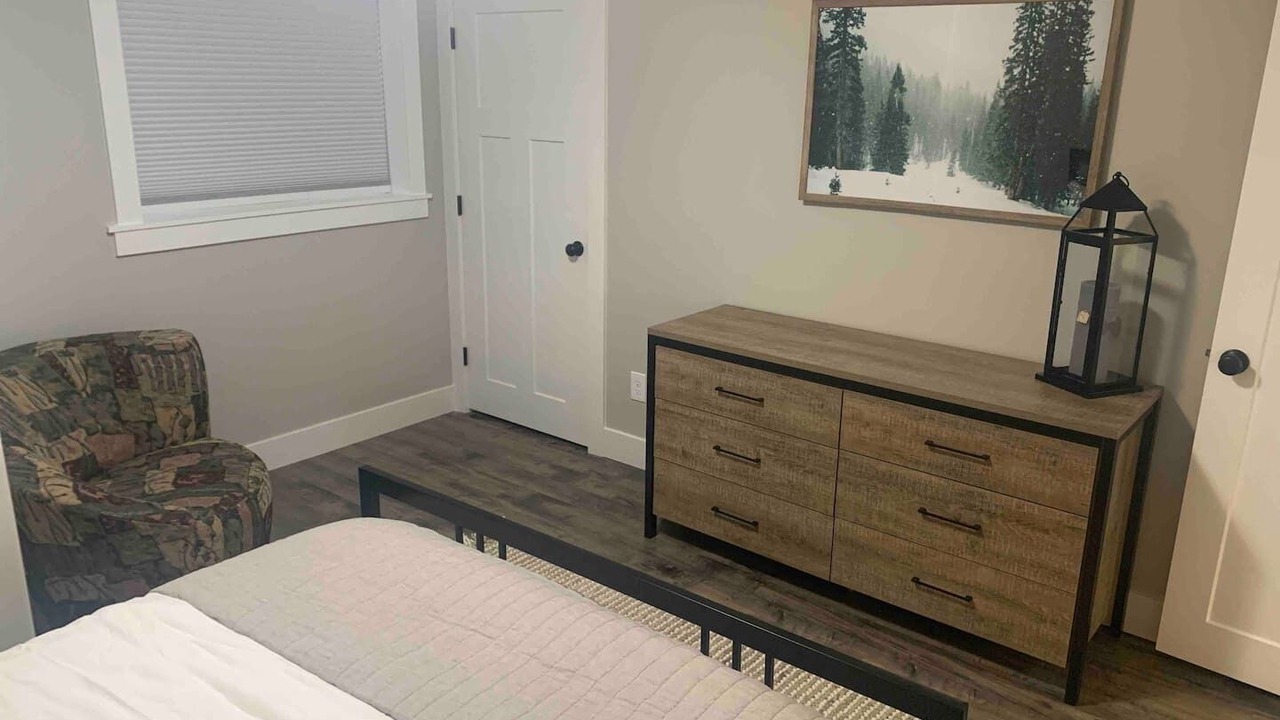 Photo of Bedroom in Farr West