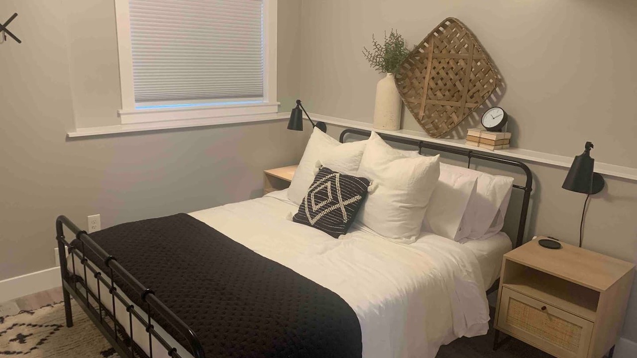 Photo of Bedroom in Farr West