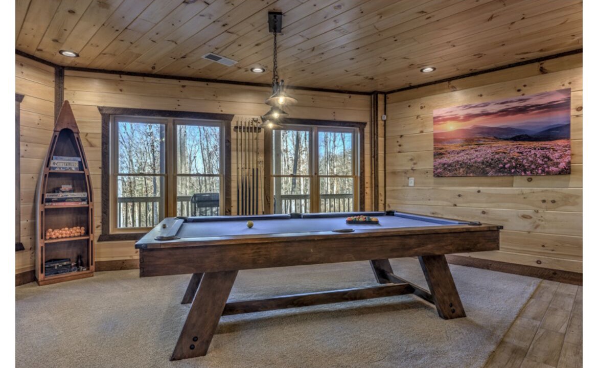 Photo of Livingroom in Morganton