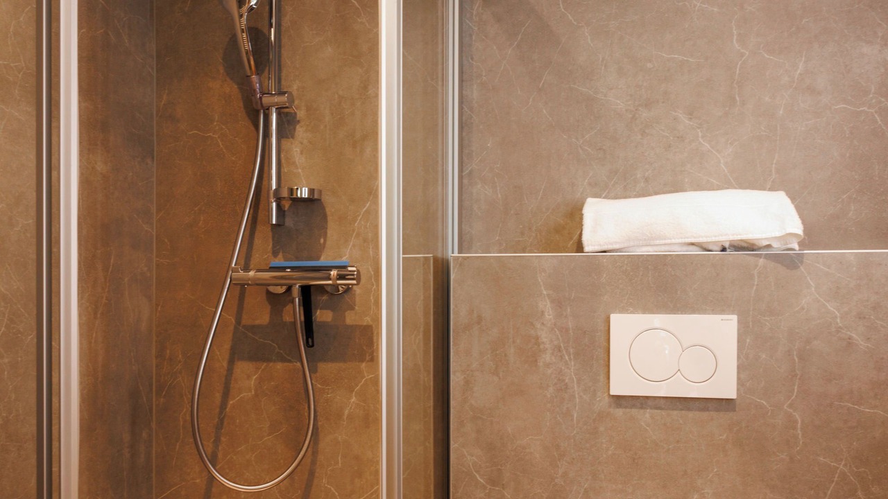 Photo of Bathroom in Saint-Pierre-de-Clages