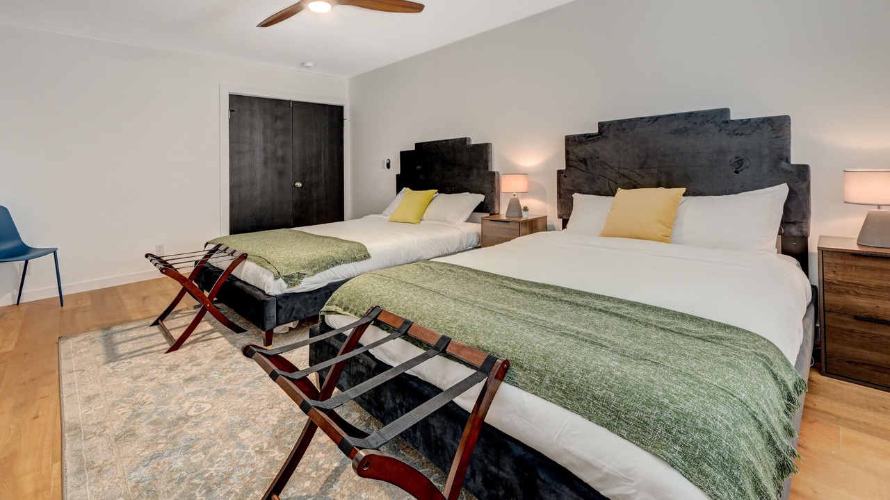 Photo of Bedroom in Royal Crest Rancheros