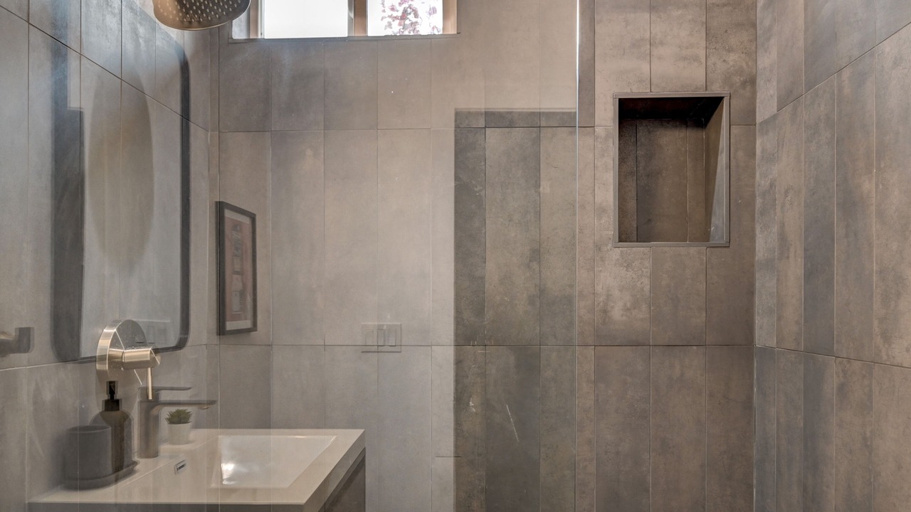 Photo of Bathroom in Royal Crest Rancheros