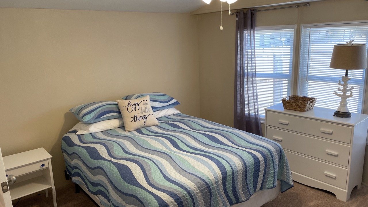 Photo of Bedroom in Dunnellon