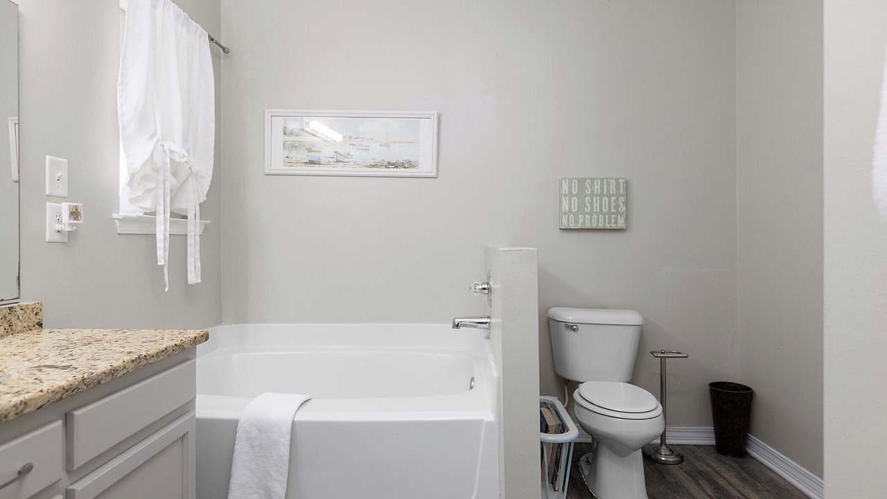 Photo of Bathroom in Ono Island