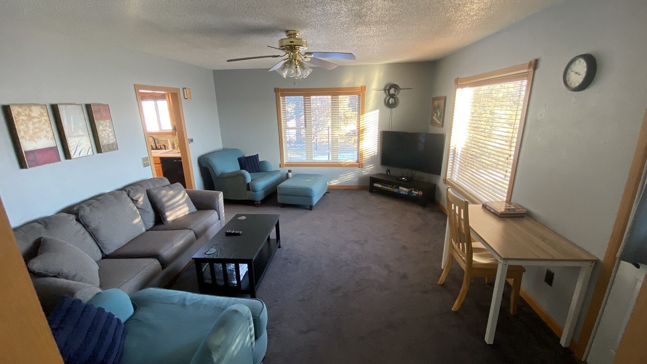 Photo of Livingroom in Tracy