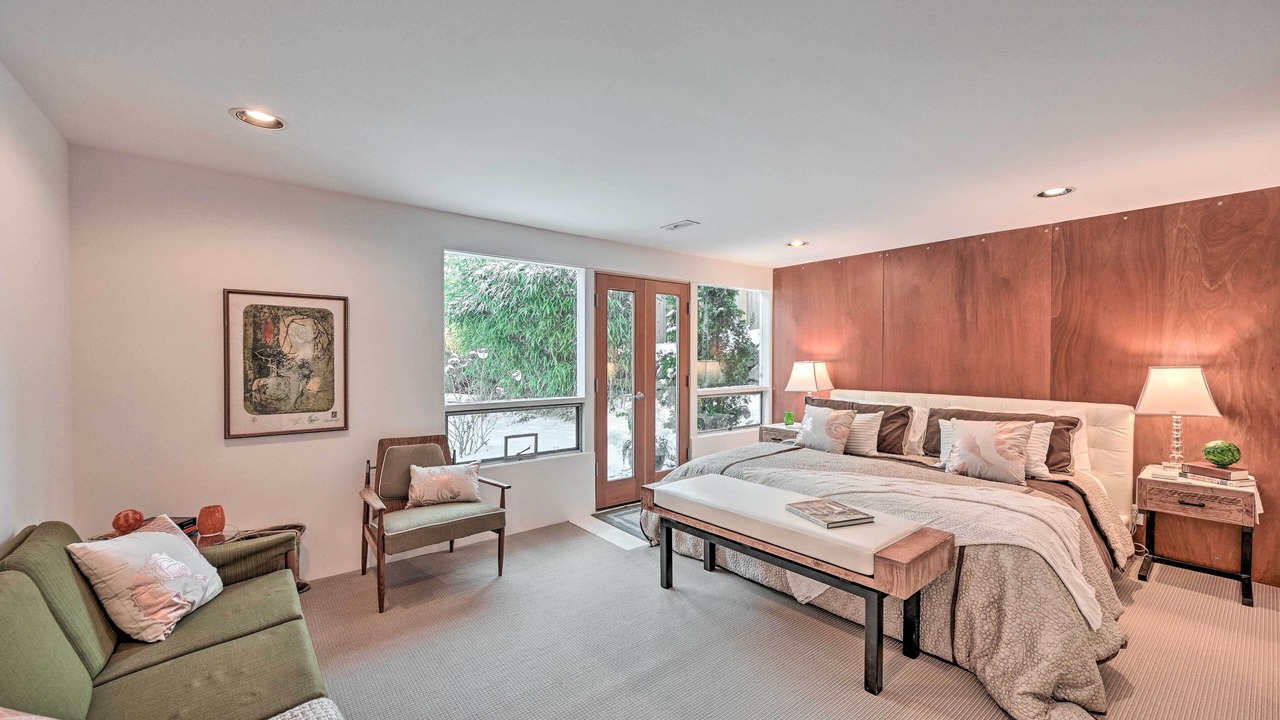 Photo of Others in Edmonds