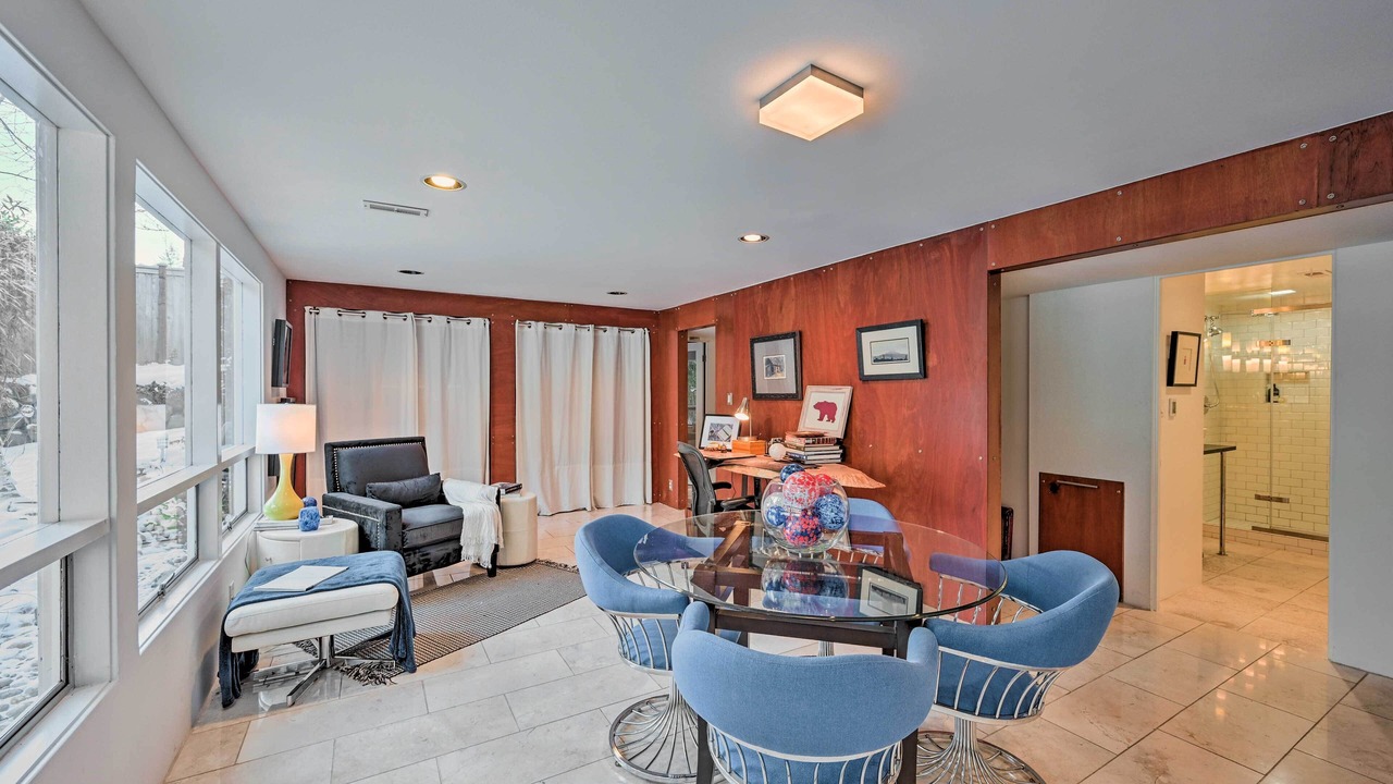 Photo of Bedroom in Edmonds