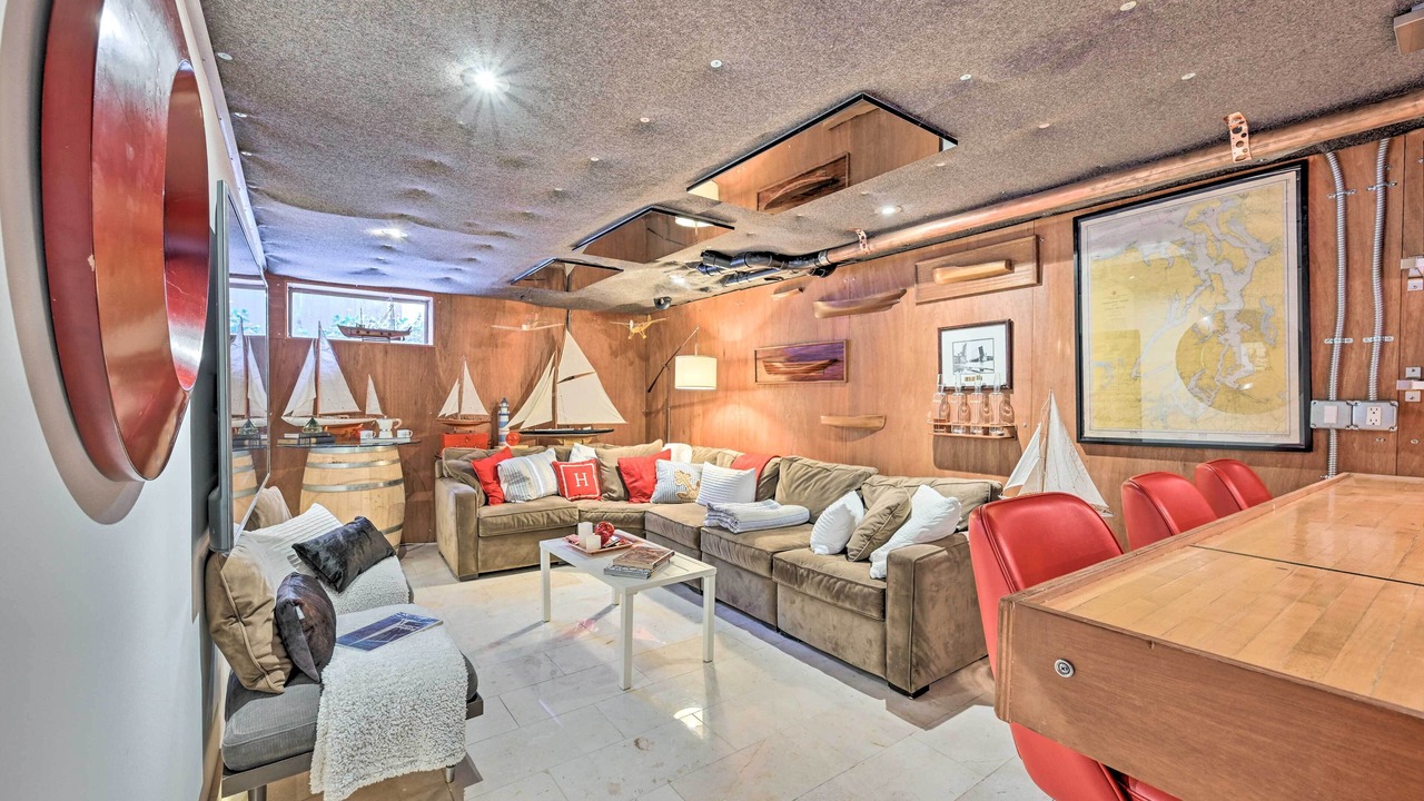 Photo of Bedroom in Edmonds