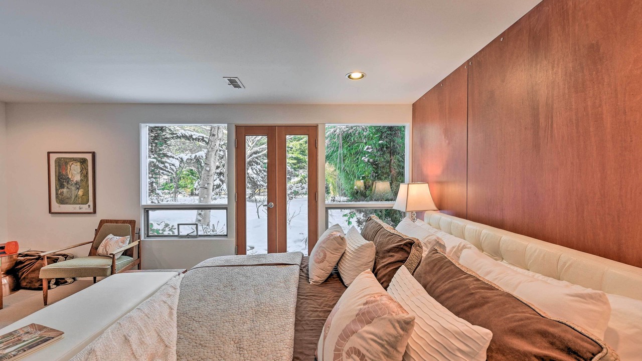 Photo of Others in Edmonds