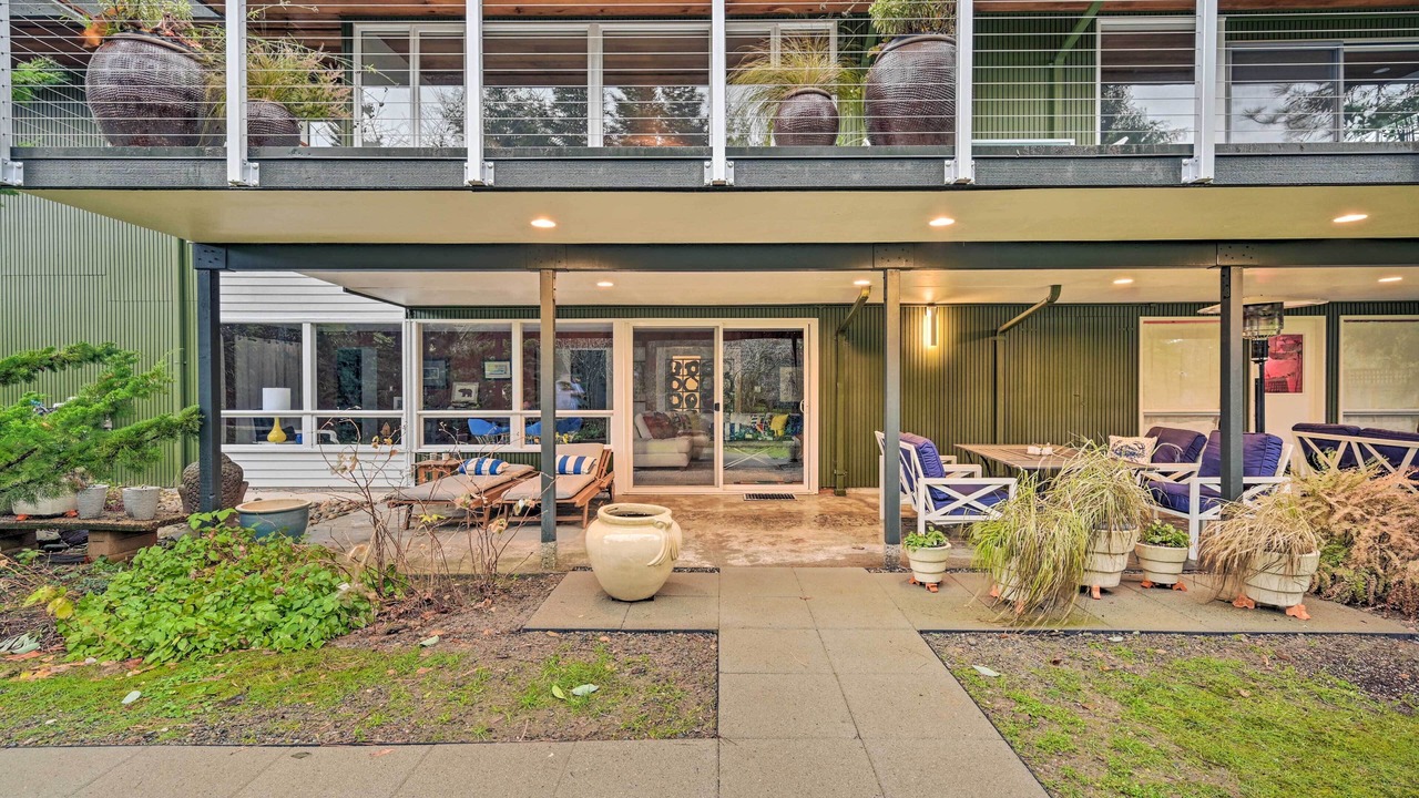 Photo of Outdoor in Edmonds