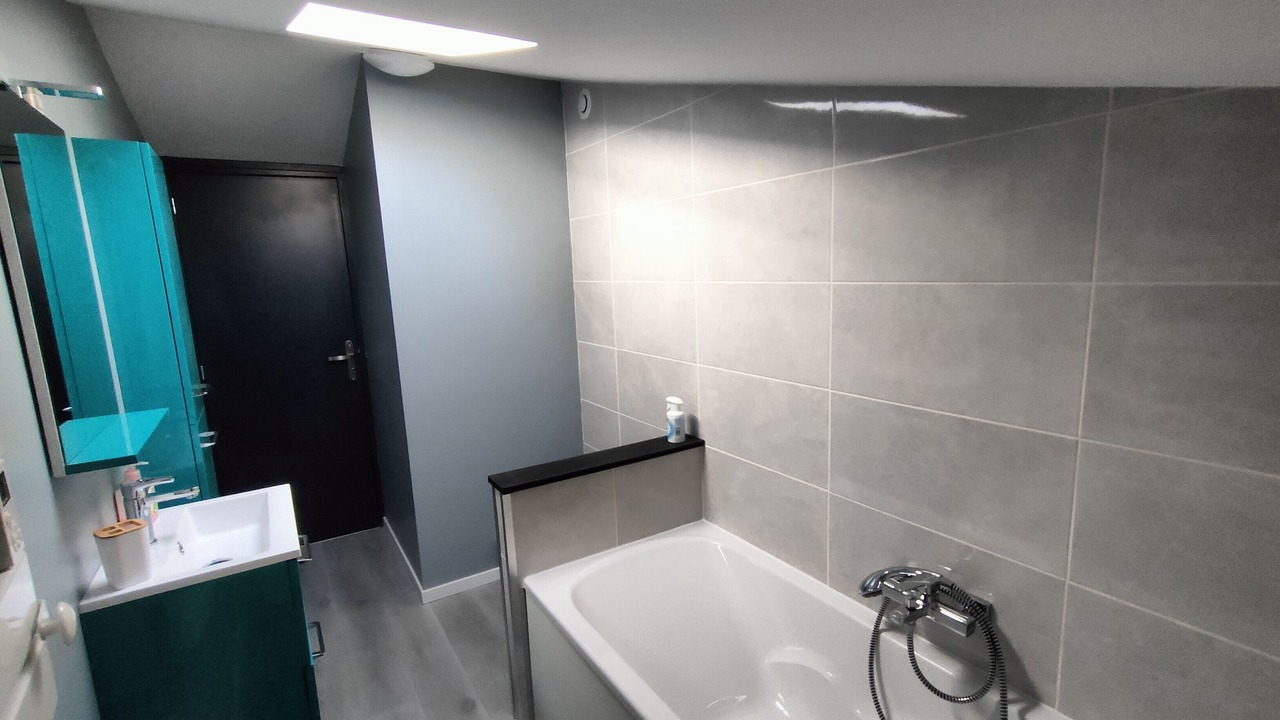 Photo of Bathroom in Camelas