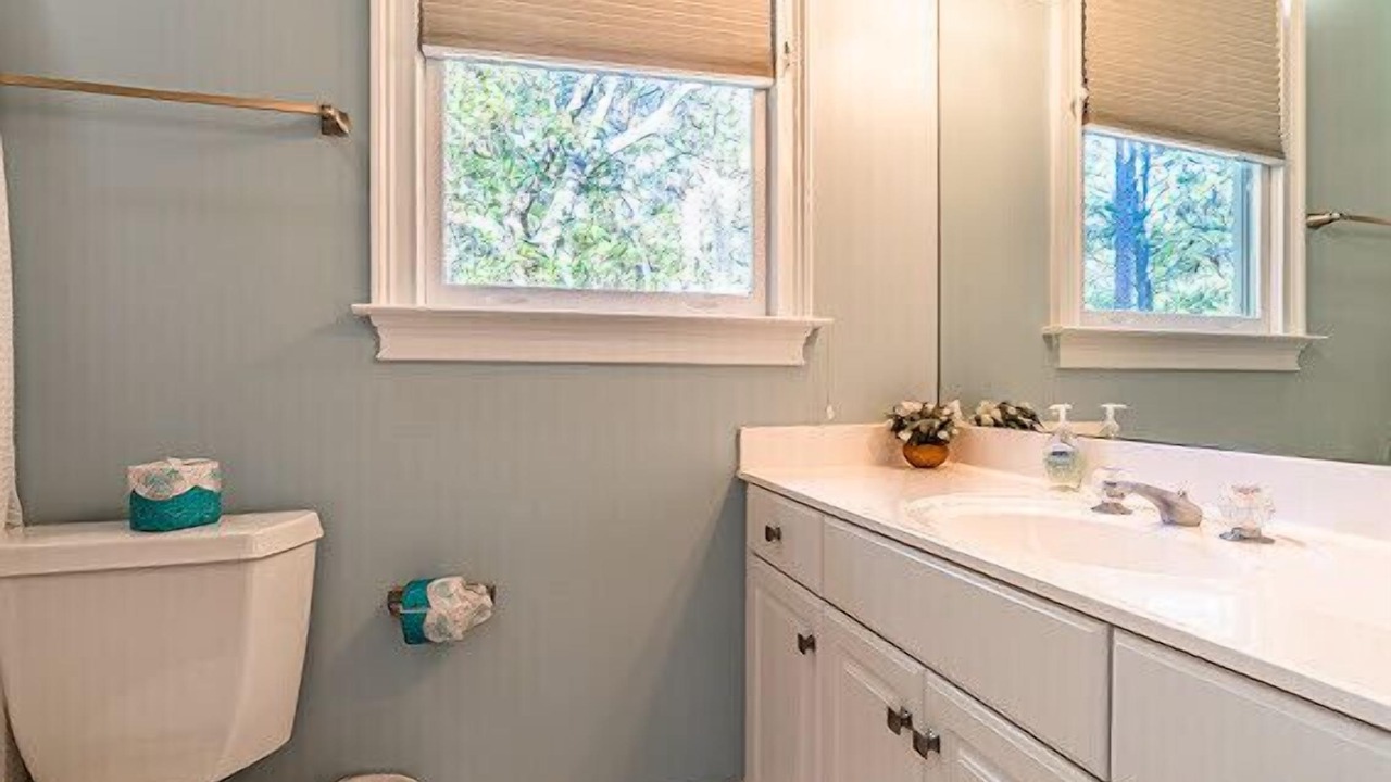Photo of Bathroom in Heritage Woods