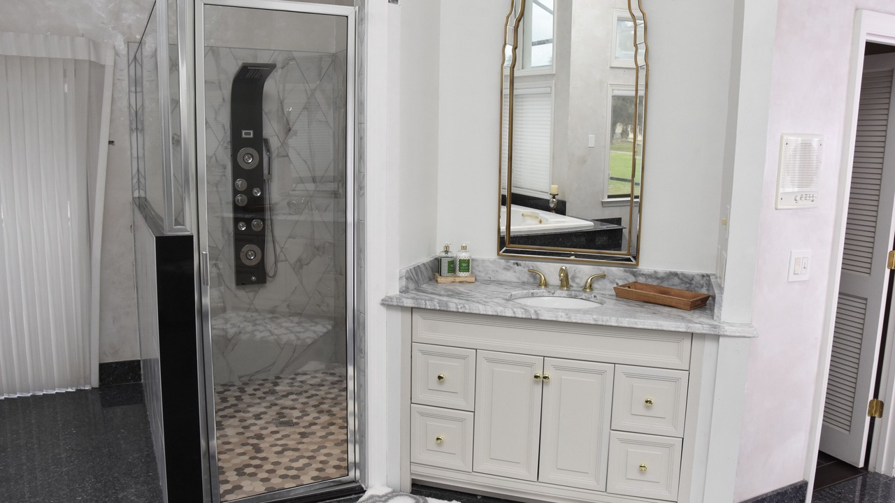 Photo of Bathroom in Fairvilla