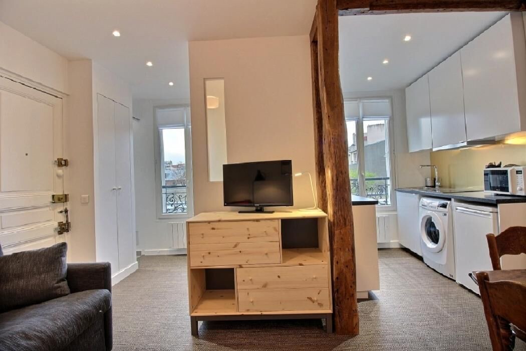 Photo of Livingroom in Notre-Dame-des-Champs