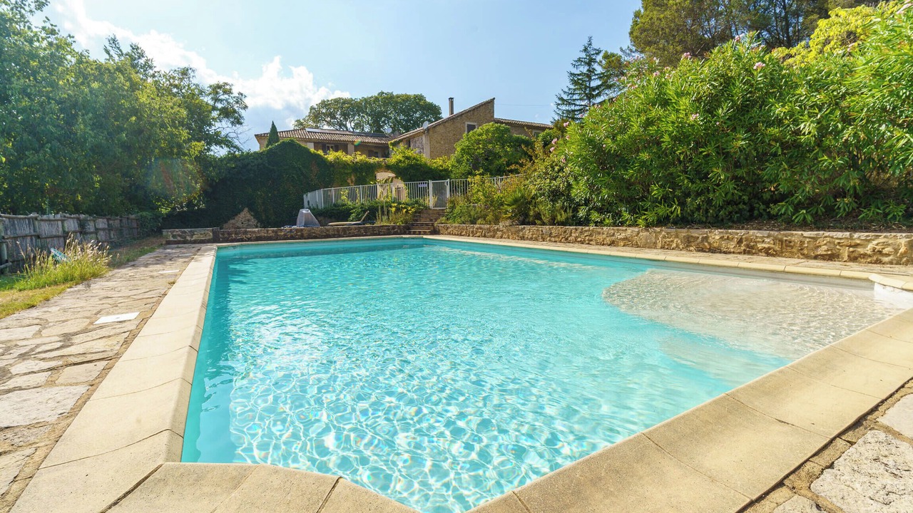 Photo of Outdoor in Tresques