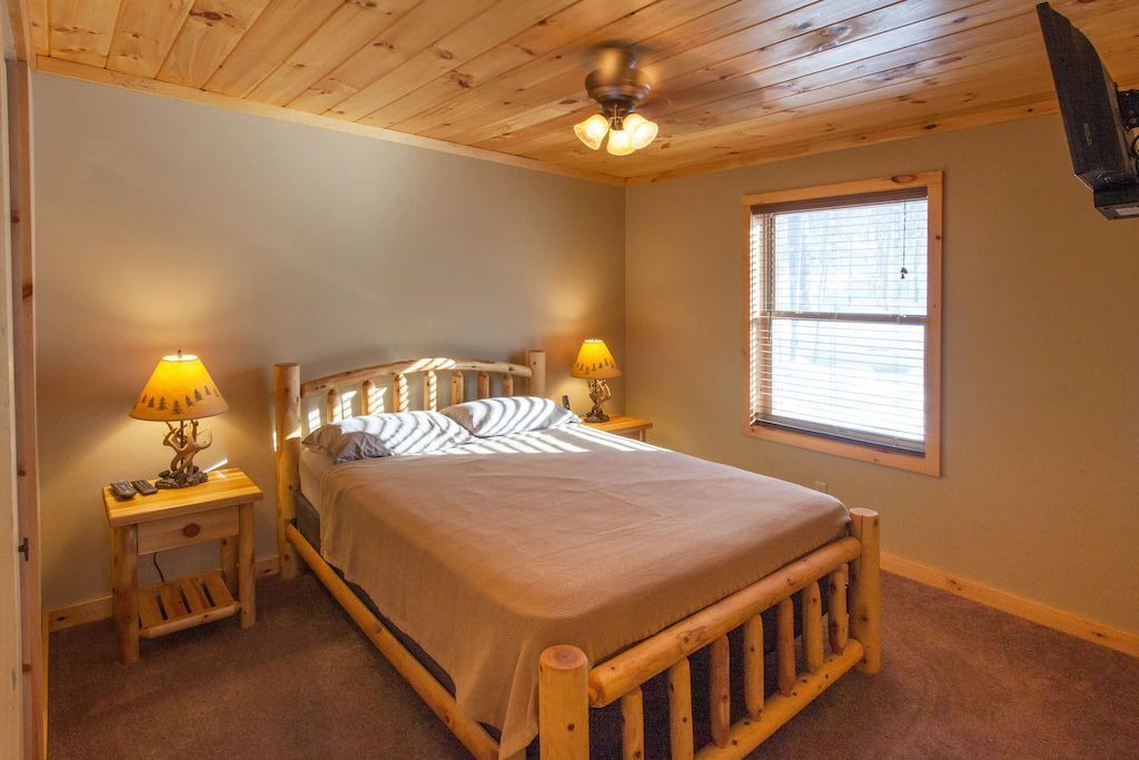 Photo of Bedroom in Town of Webb