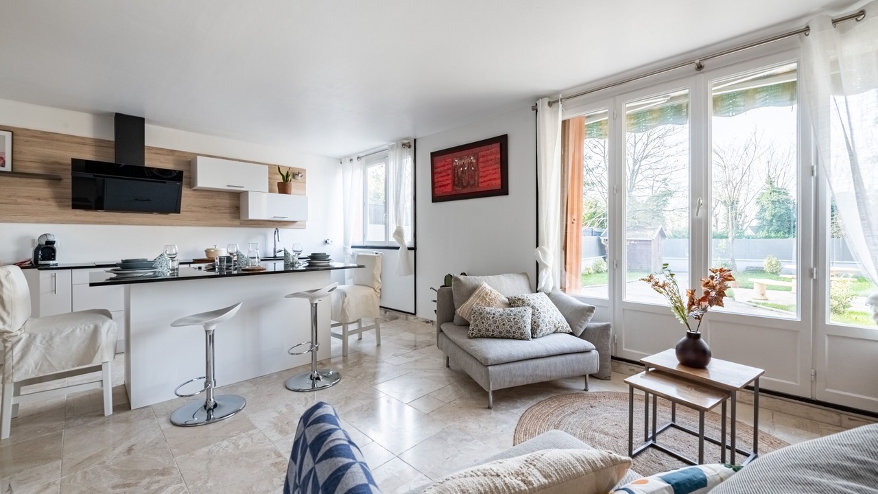 Photo of Livingroom in Les Louvrais