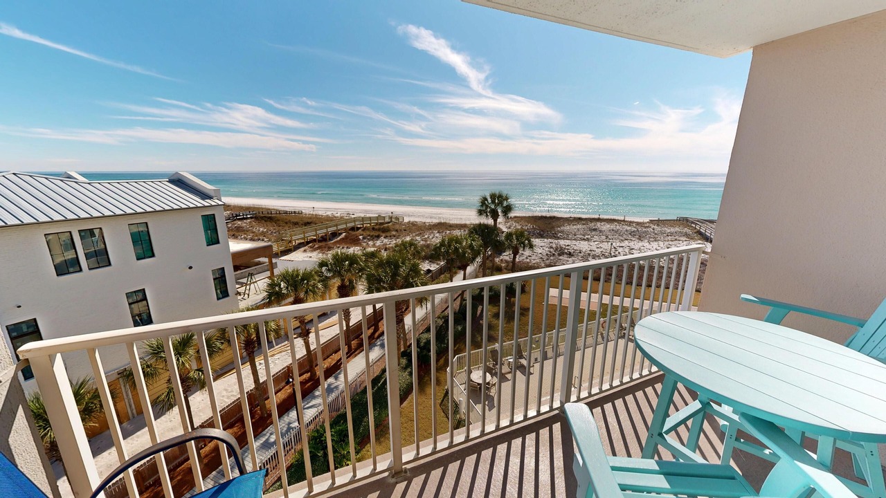 Photo of Patio Balcony in Holiday Isle