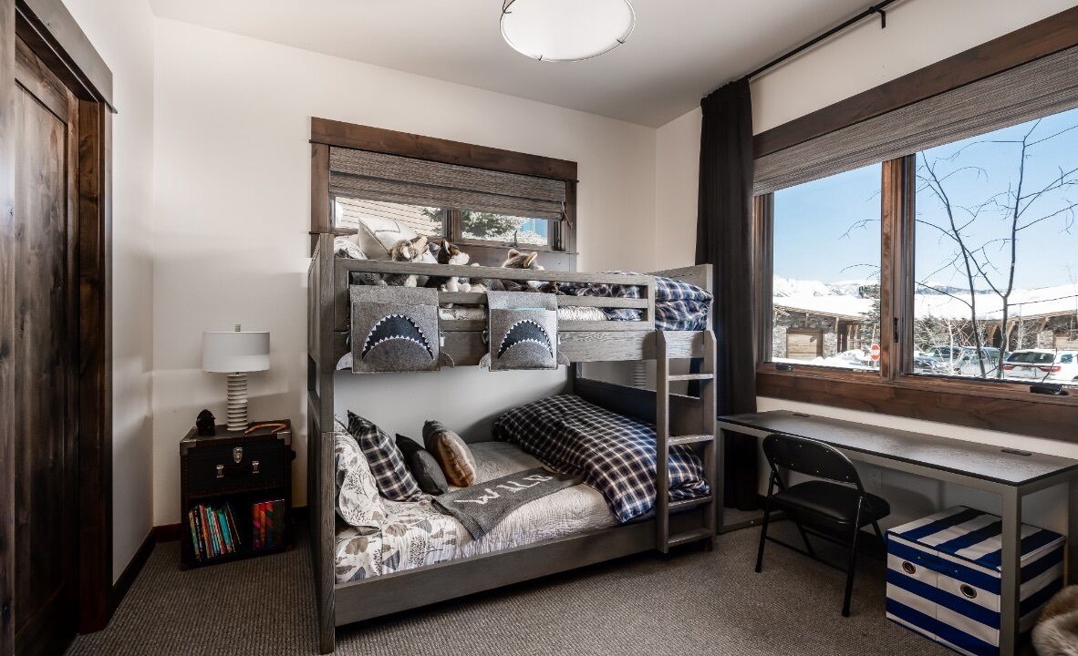 Photo of Others in Saddle Ridge