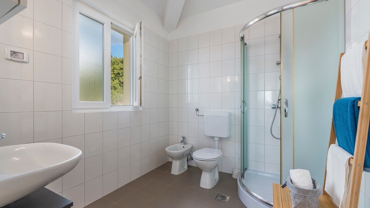 Photo of Bathroom in Brgod