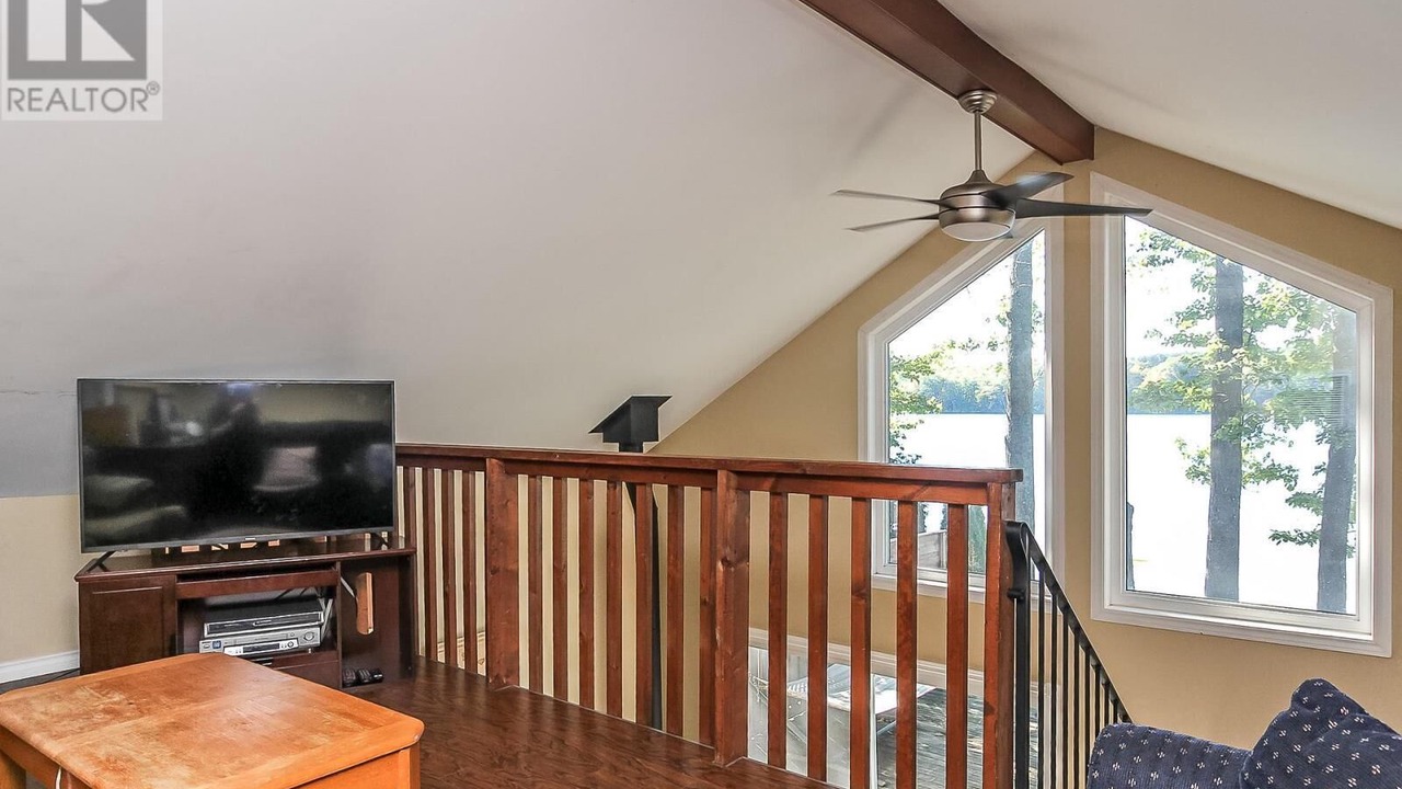 Photo of Livingroom in Tiny