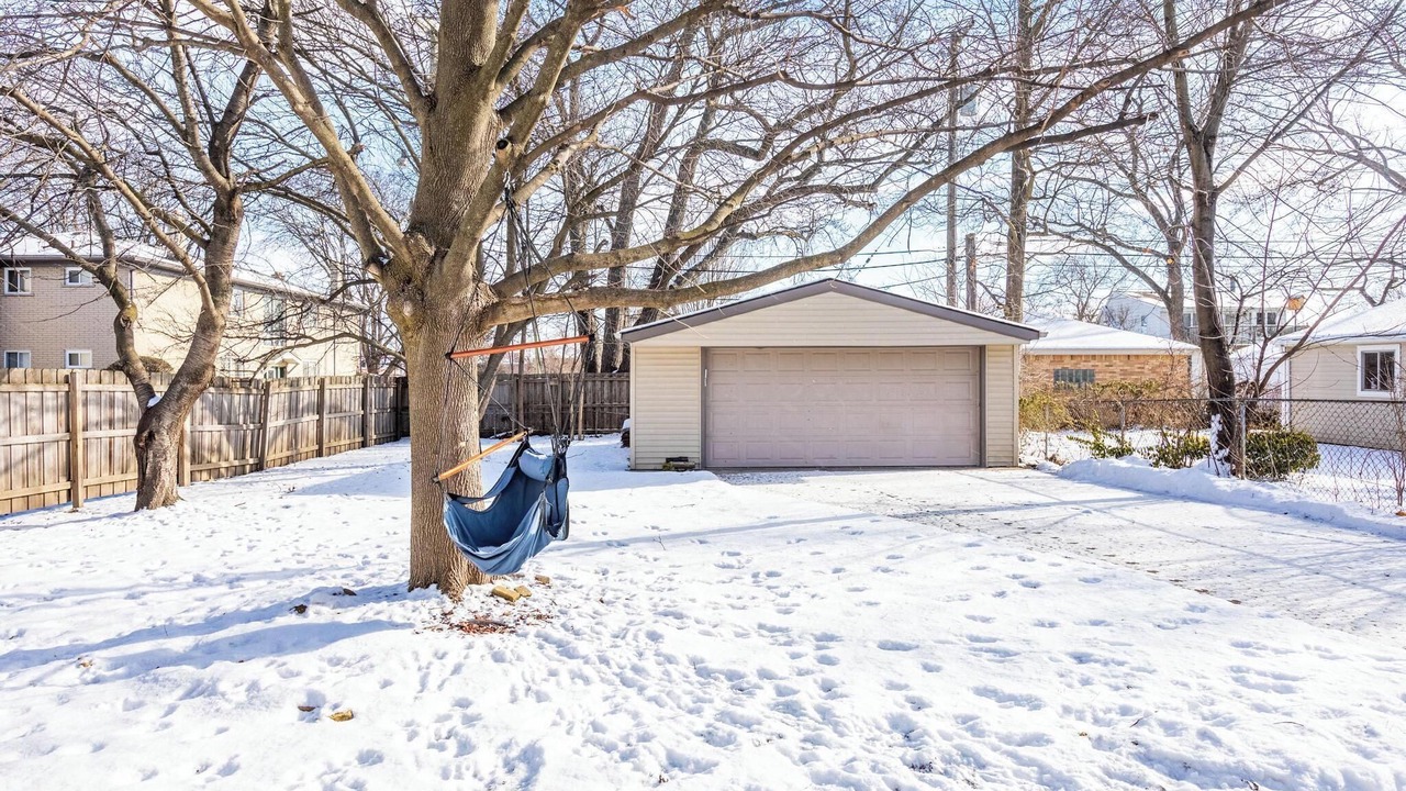 Photo of Outdoor in Royal Oak