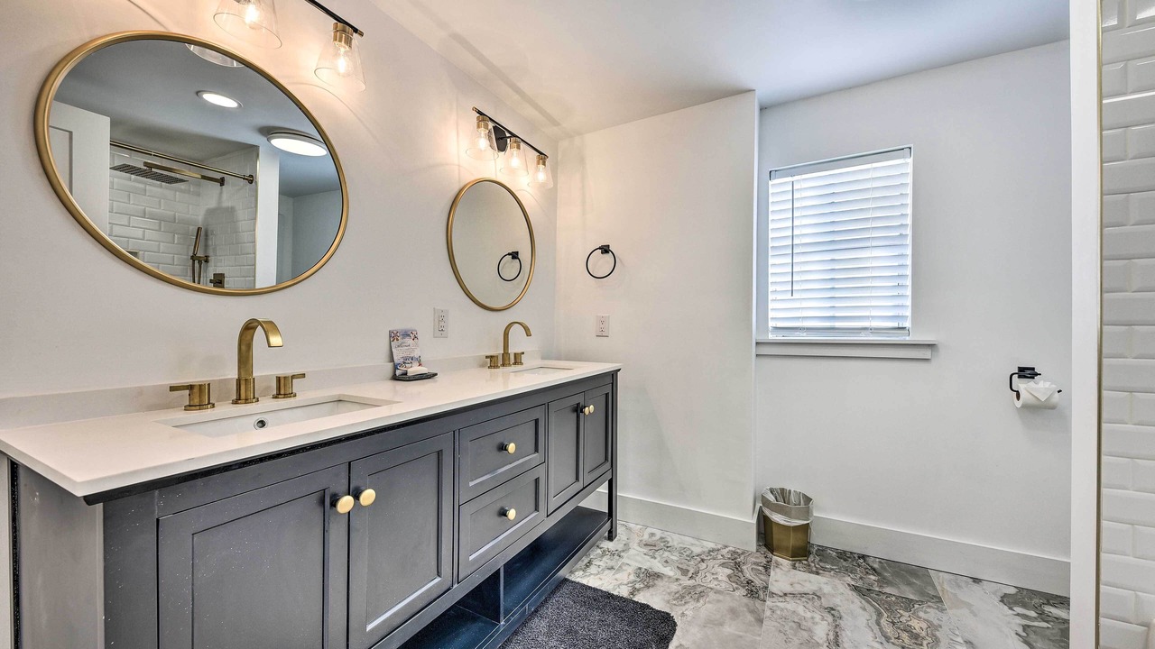 Photo of Bathroom in St. Marys