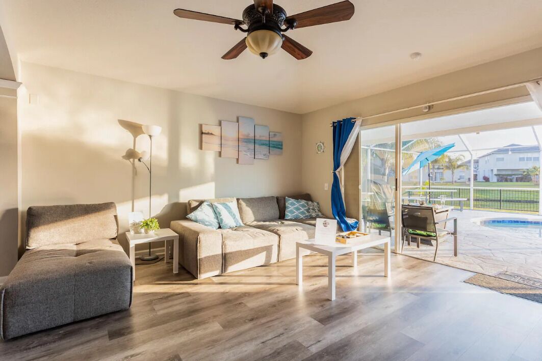 Photo of Livingroom in Riverview
