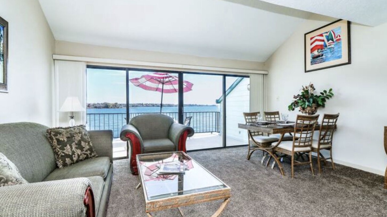 Photo of Livingroom in Seven Coves
