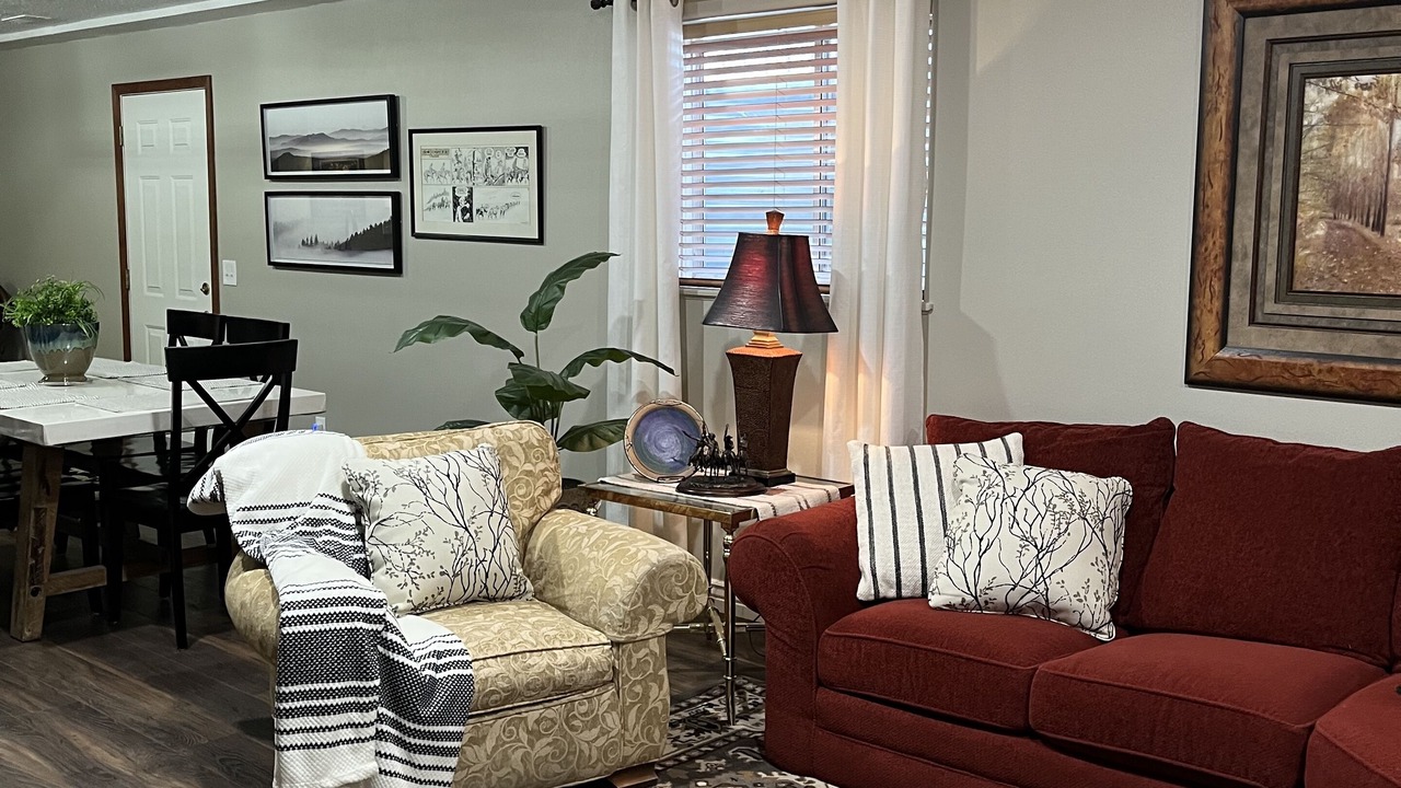 Photo of Livingroom in Cedar City