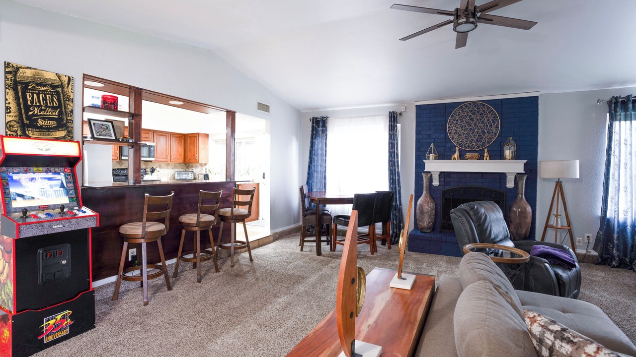 Photo of Livingroom in Mesquite