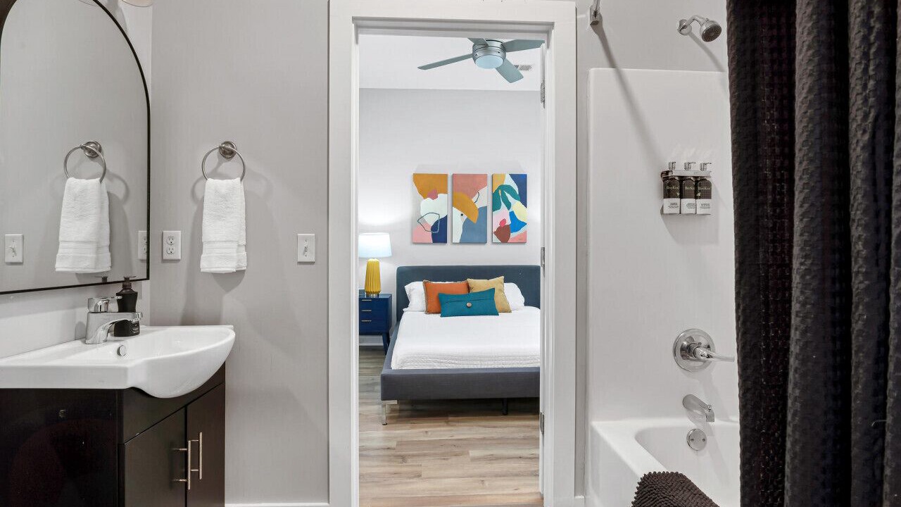 Photo of Bathroom in Hillsboro Village