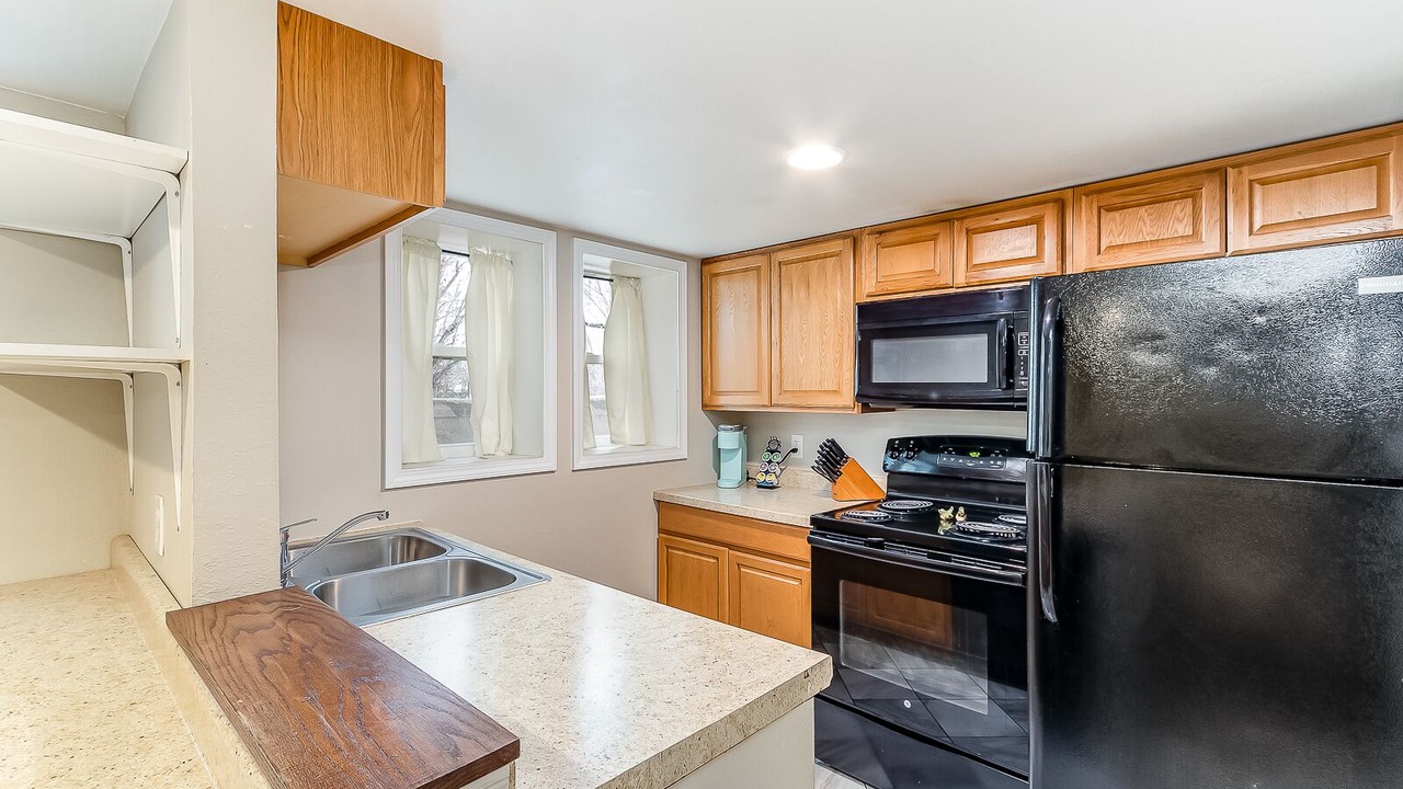 Photo of Others in Cheyenne