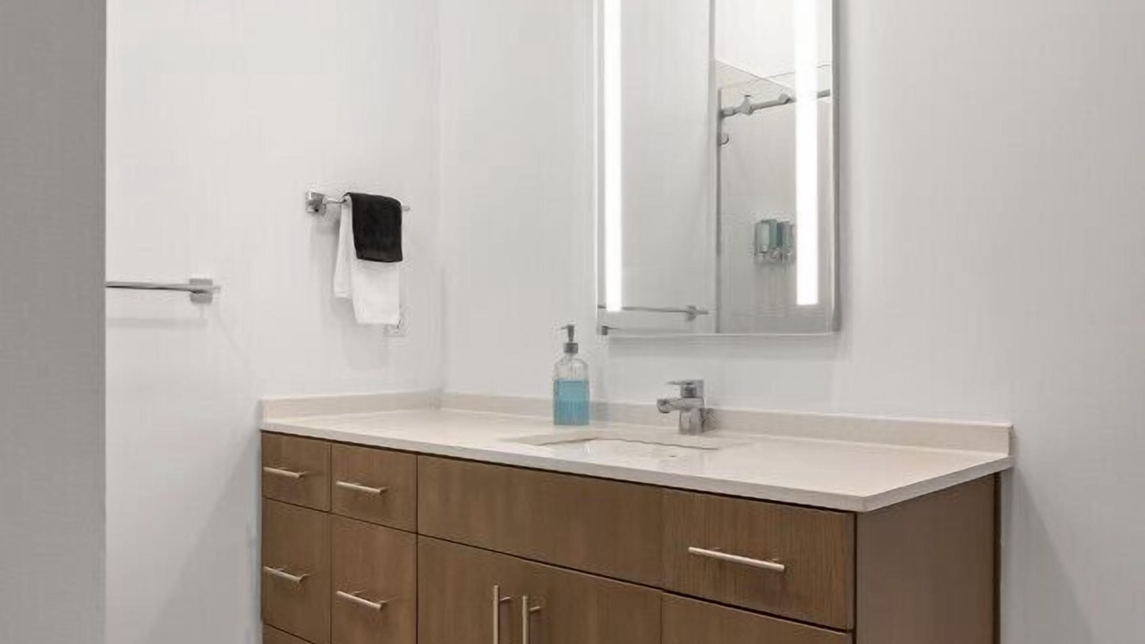 Photo of Bathroom in Edgehill