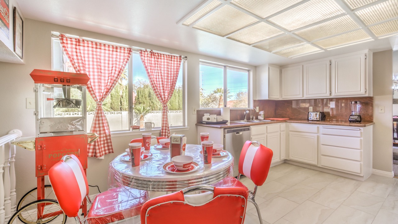 Photo of Kitchen in Canyon Gate