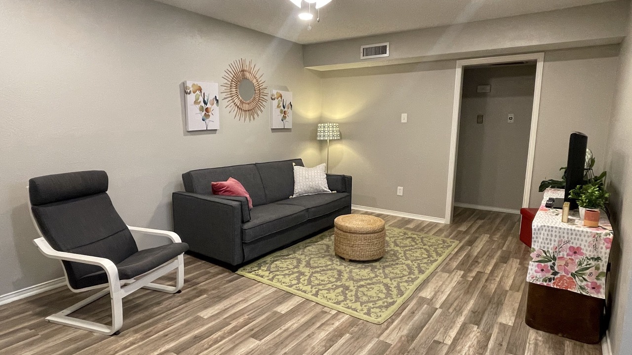 Photo of Livingroom in Northeast Dallas