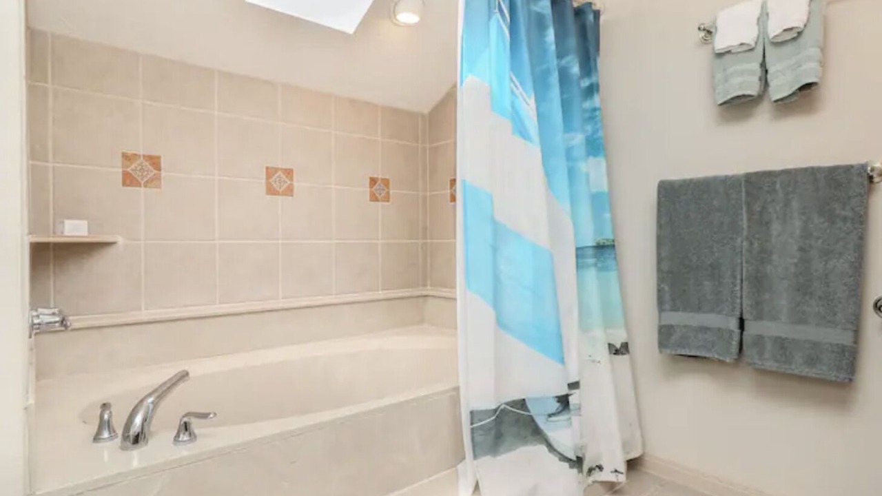 Photo of Bathroom in Seven Coves