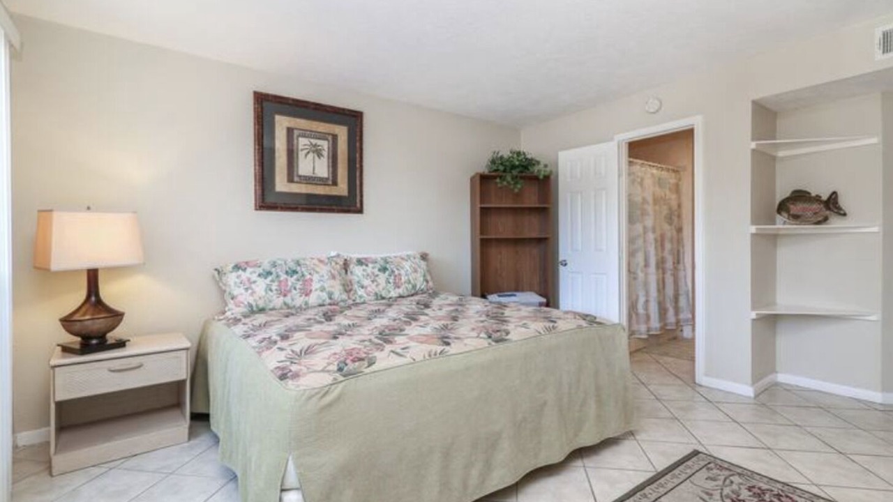 Photo of Bedroom in Seven Coves