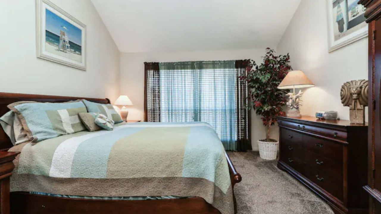 Photo of Bedroom in Seven Coves