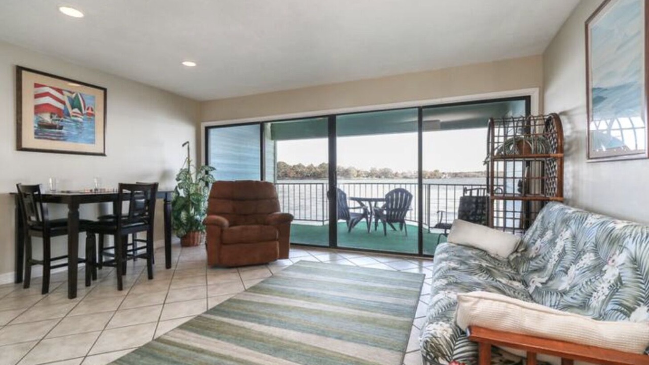 Photo of Livingroom in Seven Coves